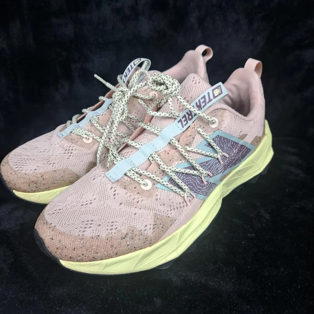 New Balance Tektrel Shoes Mens 8.5 Womens 10 Brown Yellow Trail Running WTTTRLH1